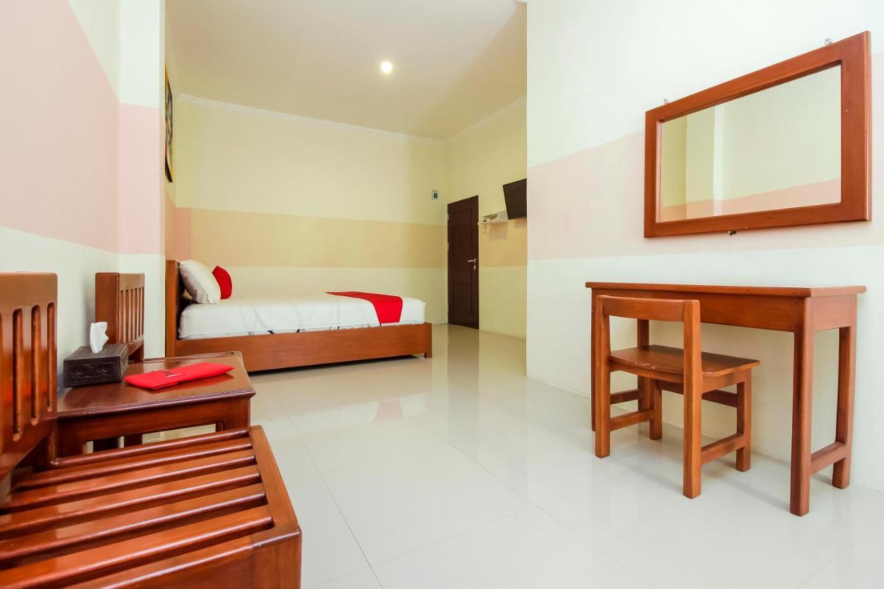 Reddoorz Near Jalan Jendral Sudirman Manado Hotell Exteriör bild