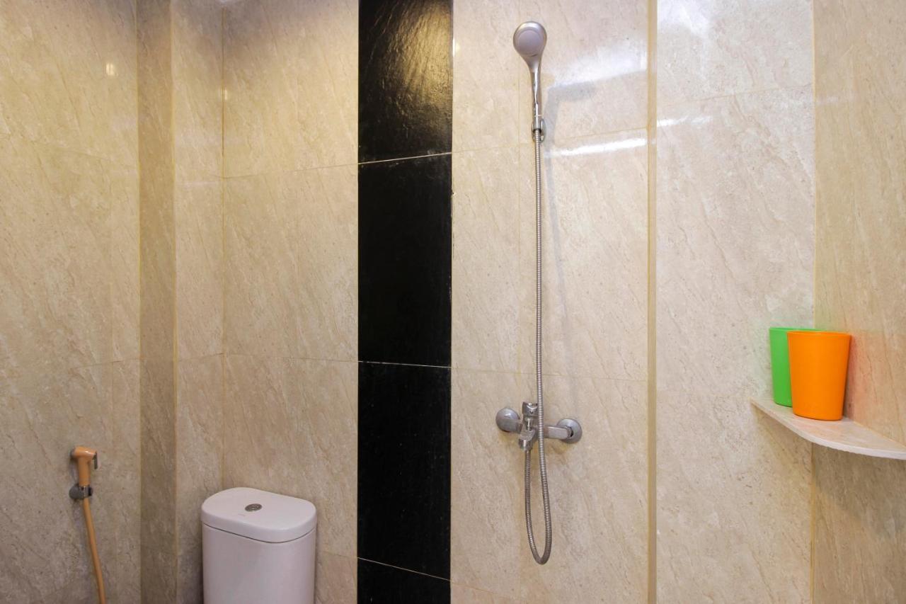 Reddoorz Near Jalan Jendral Sudirman Manado Hotell Exteriör bild