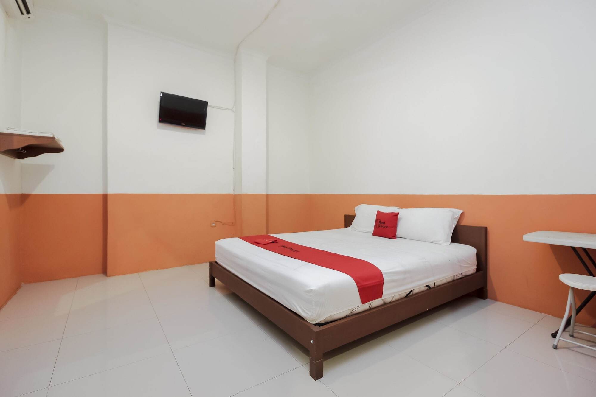 Reddoorz Near Jalan Jendral Sudirman Manado Hotell Exteriör bild